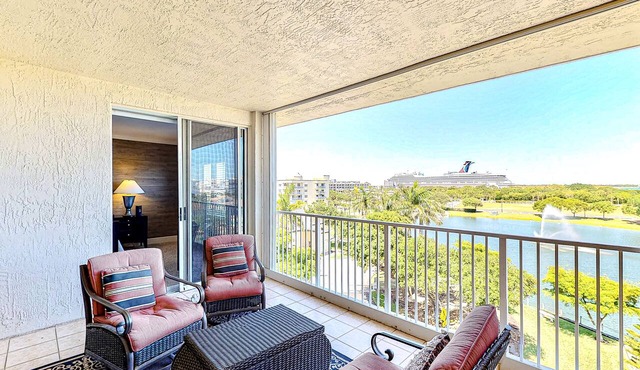 Stunning Port Canaveral Cruise Views W/Covered Balcony, Large Unheated Pool, Fitness & BBQ Grills!