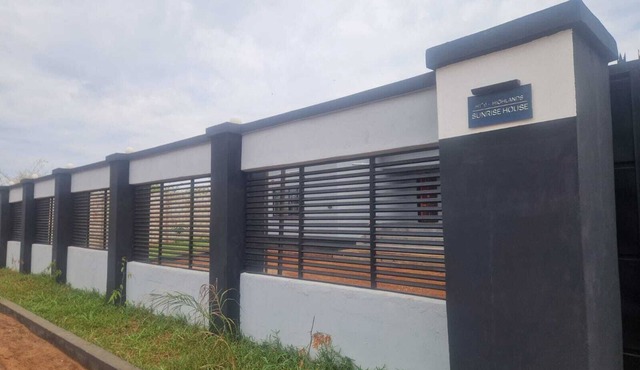 SUNRISE APARTMENTS: 2 & 3 bedroom Apartments in Livingstone with Air Condition