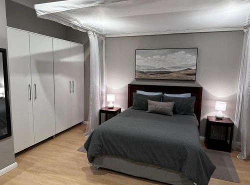 Sunset Field Guest Flat