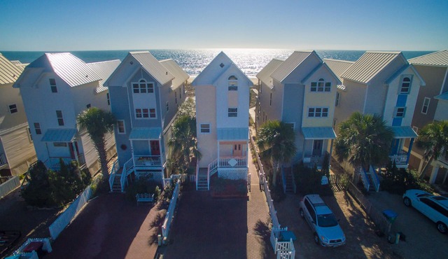 Sunshine & Savings 20% OFF! Pet Friendly, 3BR/3BA