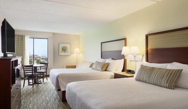 Surfside Beach Oceanfront Hotel