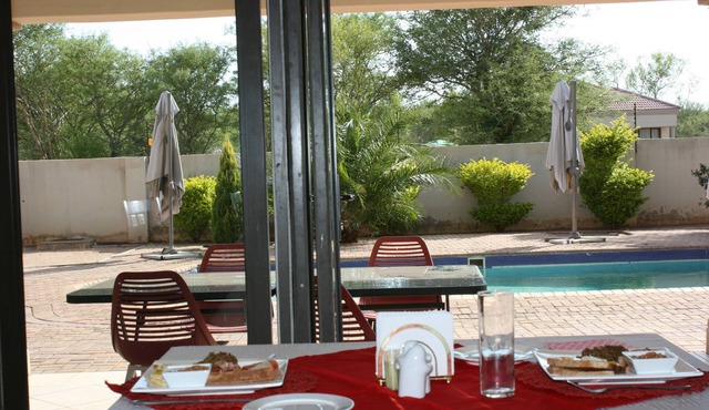 Titan Valley Guest House & Stargazing