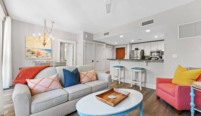 Vibrant 1BR Condo Near Baytowne! Beach Tram, Walk to Wharf, Trop Pool/Hot Tub