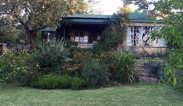 Victorian style cottage in Nyanga - 2096