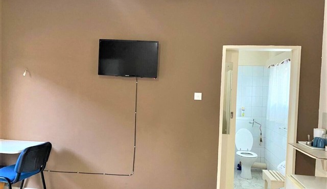 Villa Thabiso Standard room with pool access - 2088