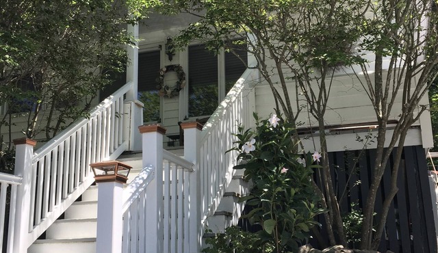 Walk everywhere from this ideal location! in Ogunquit