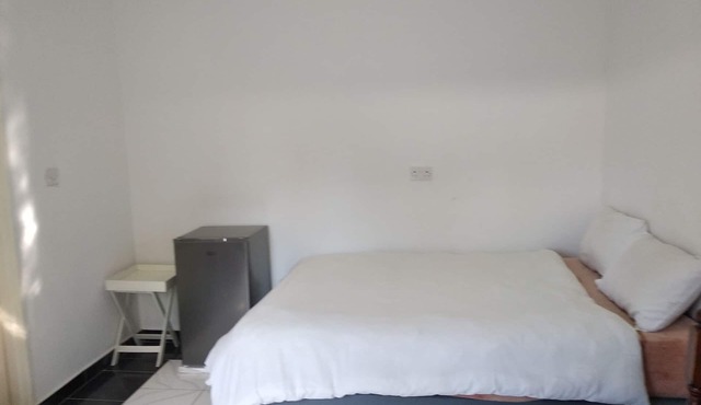 Walking Distance to The National Museum, Stadium, University and The Main Mall