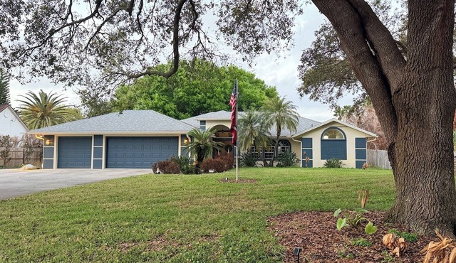 Waterfront Merritt Island Villa: KSC-Beach-Port!