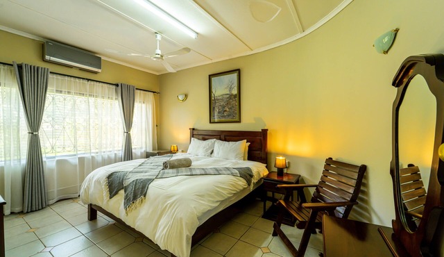 Zambezi Family Lodge - Lion Room