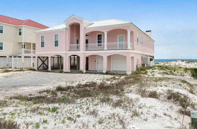 Spacious Beachfront Home w/Deck, Private Pool, Shared Hot Tub, Pool, Tennis
