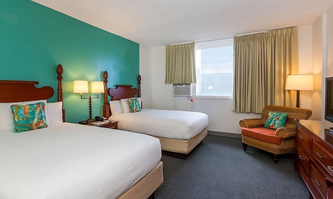 Ala Moana House | 4 x Studio Two Doubles with Kitchenette Room at Pagoda Hotel