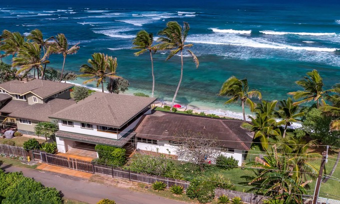 Mokuleia House | Coconut Cabana Stunning North Shore direct beach/ocean front home Waialua 30 nts