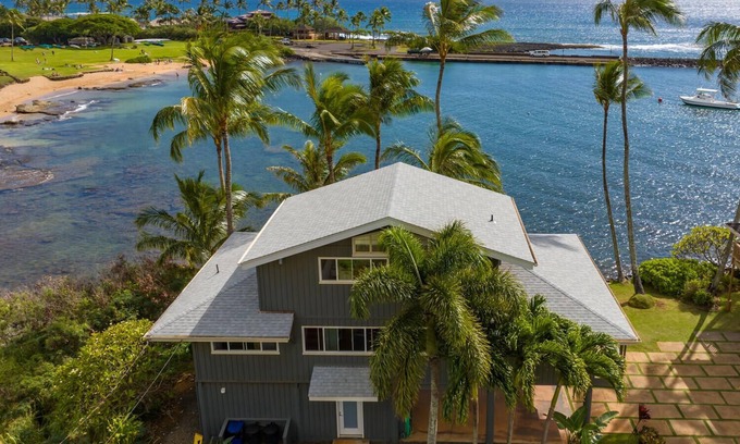 Poipu House | Kauai Bay House, Ocean Front, AC