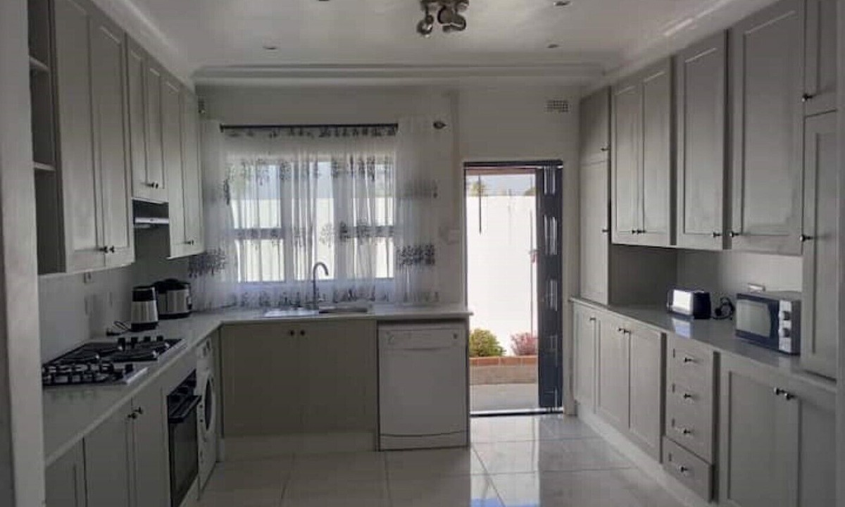 Goromonzi House | The Elite Cottage