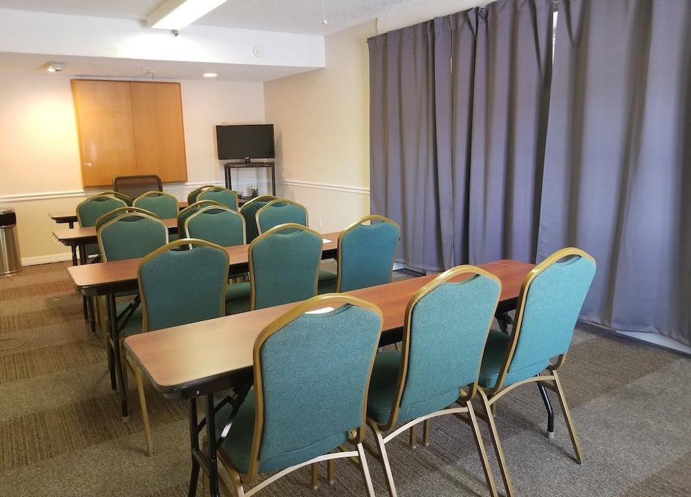 Photo of Livingroom in Arlington Park