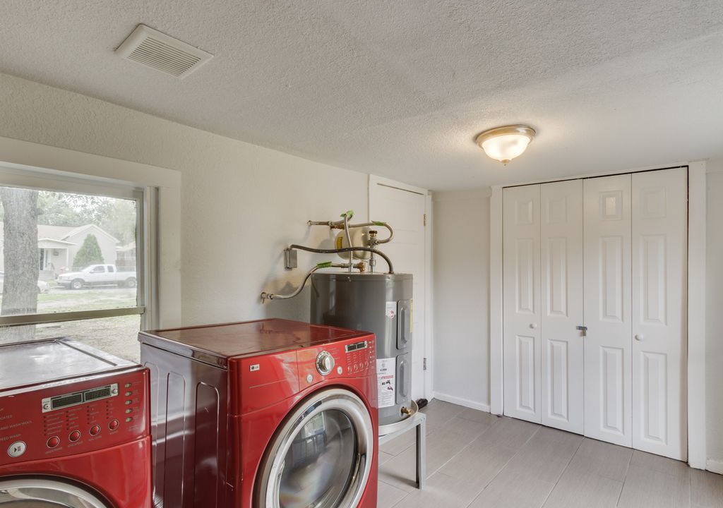 Photo of Livingroom in Beacon Hill