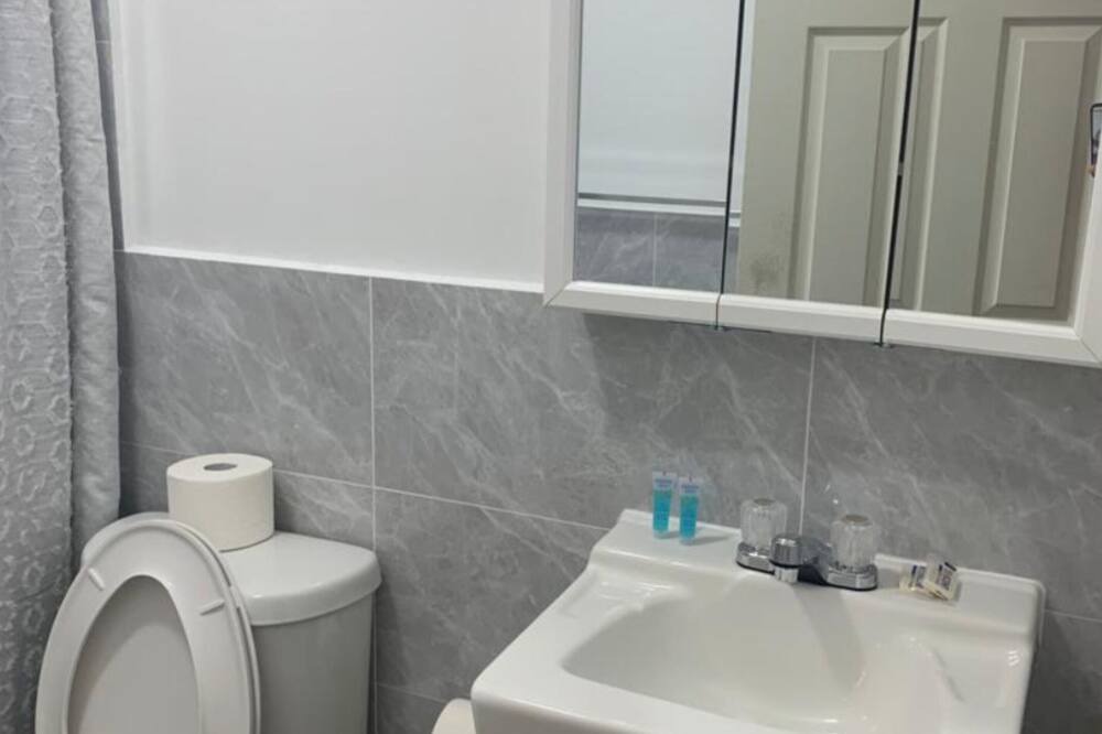 Photo of Bathroom in Mangilao