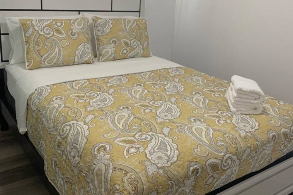 Photo of Bedroom in Mangilao