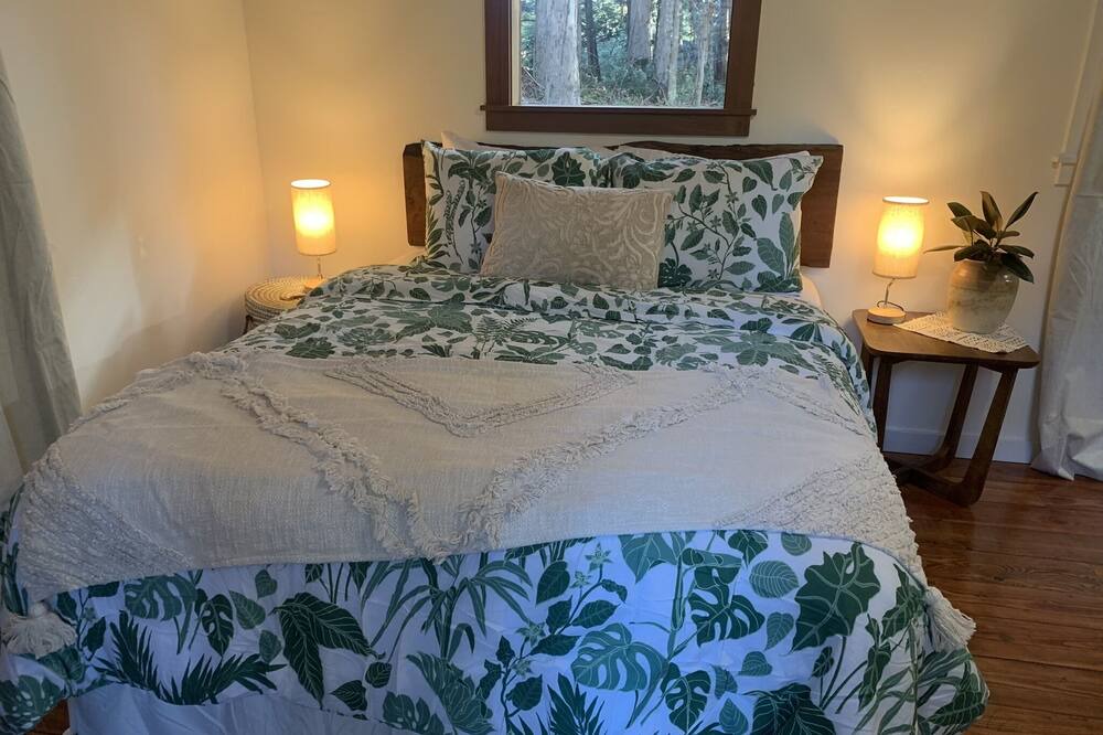 Photo of Bedroom in Mendocino