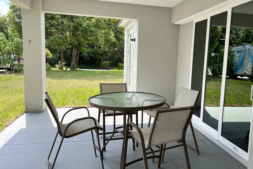 Photo of Patio Balcony in Desoto Lakes