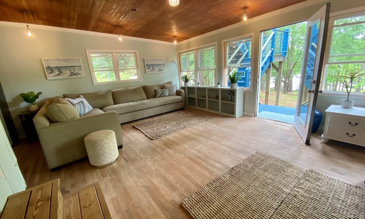 Photo of Livingroom in Eatonton