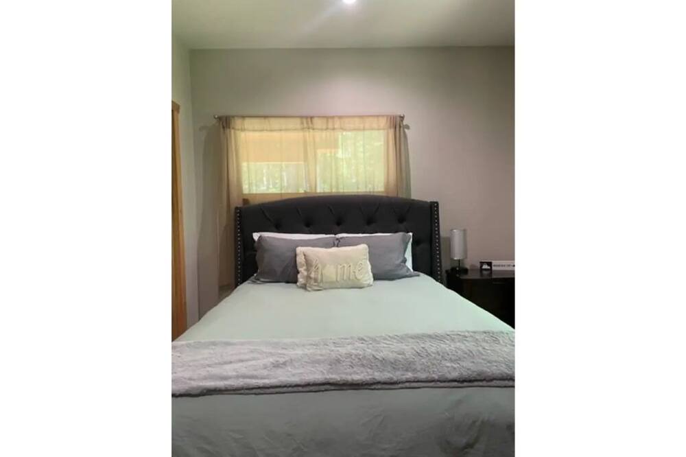 Photo of Bedroom in Great Valley