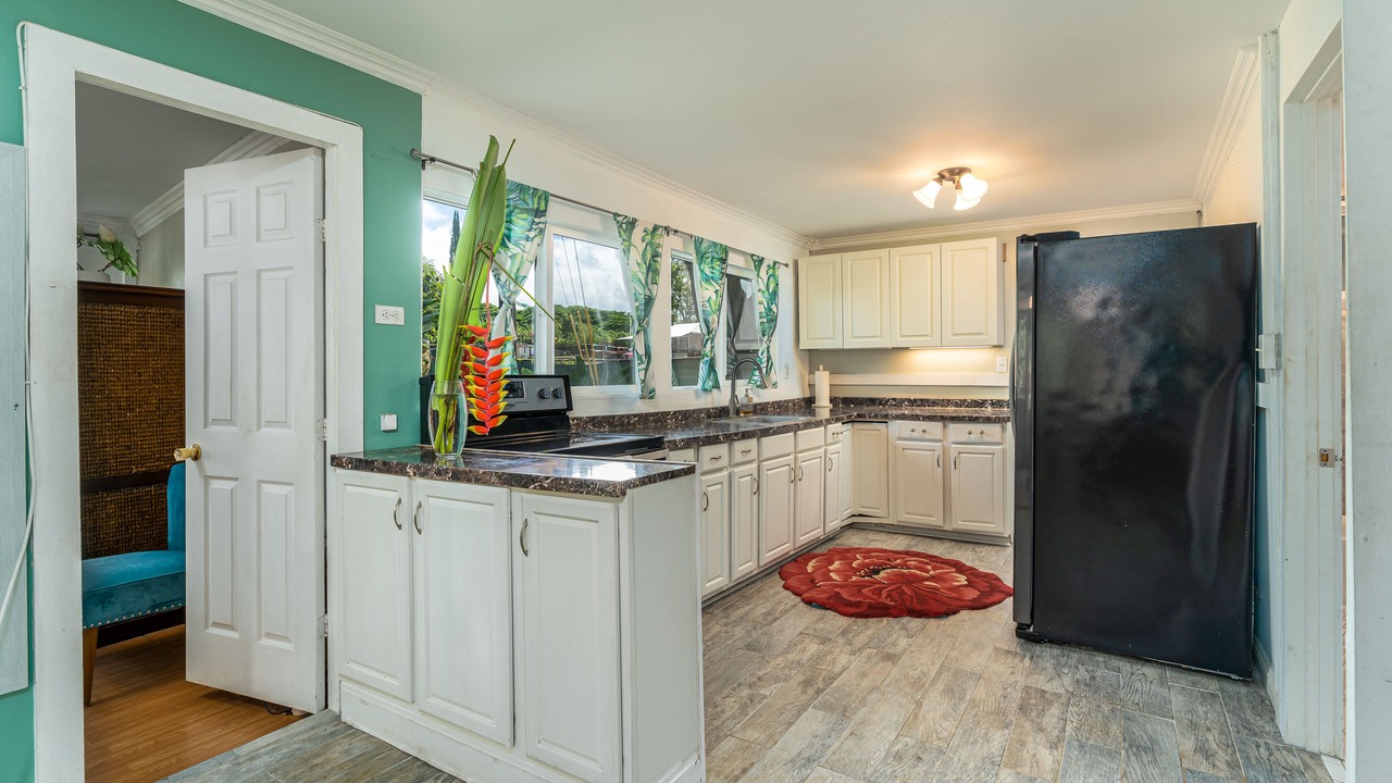 Photo of Kitchen in Waialee