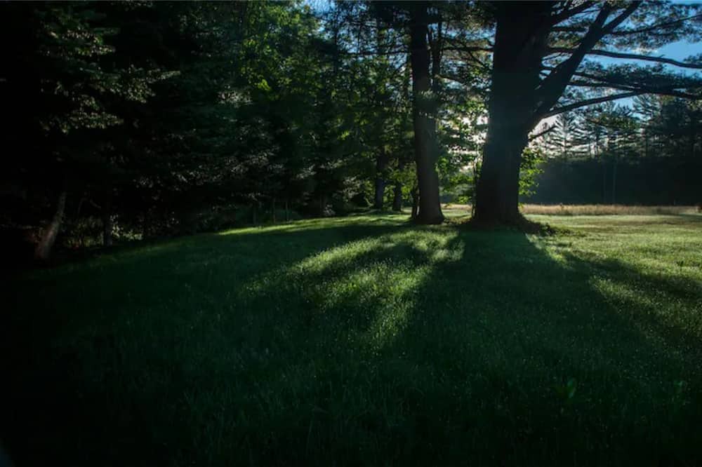 Photo of Outdoor in Moriah Center