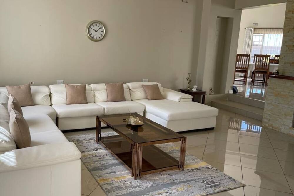 Photo of Livingroom in Bulawayo