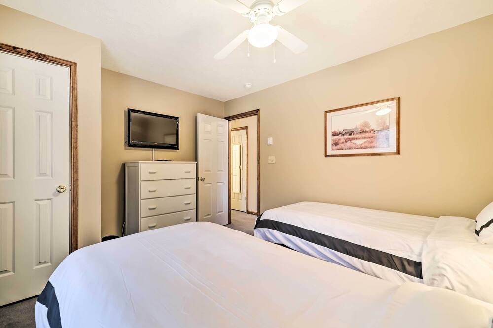 Photo of Bedroom in Pocono Lake