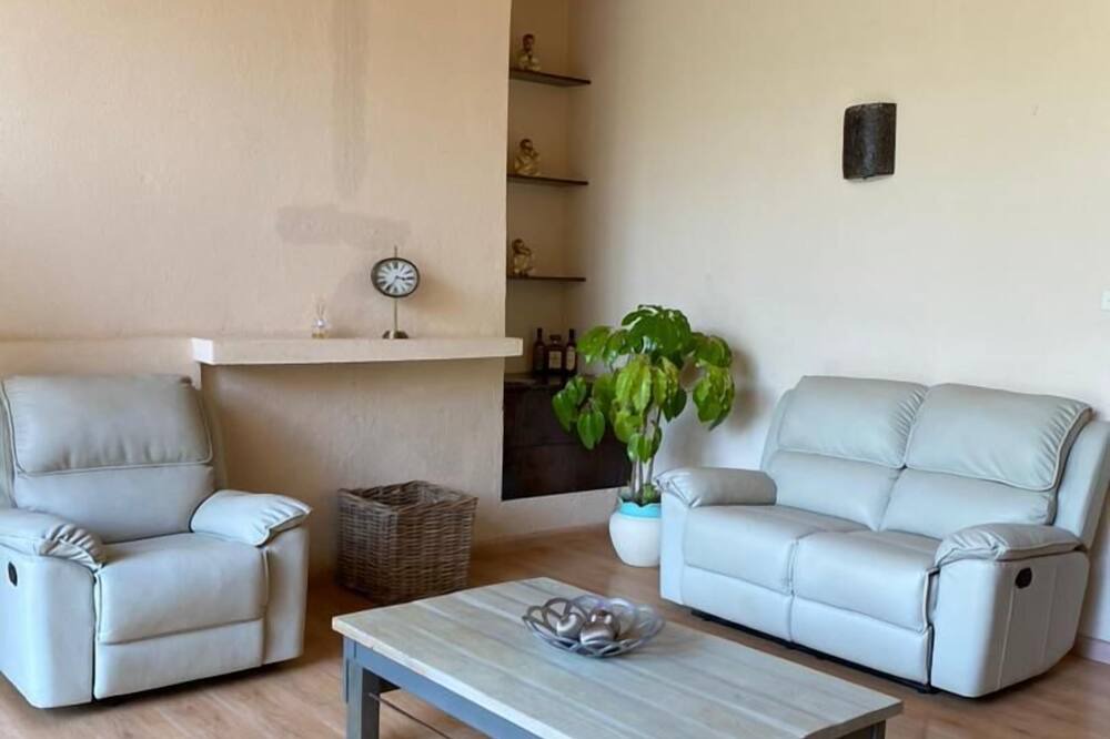 Photo of Livingroom in Bulawayo