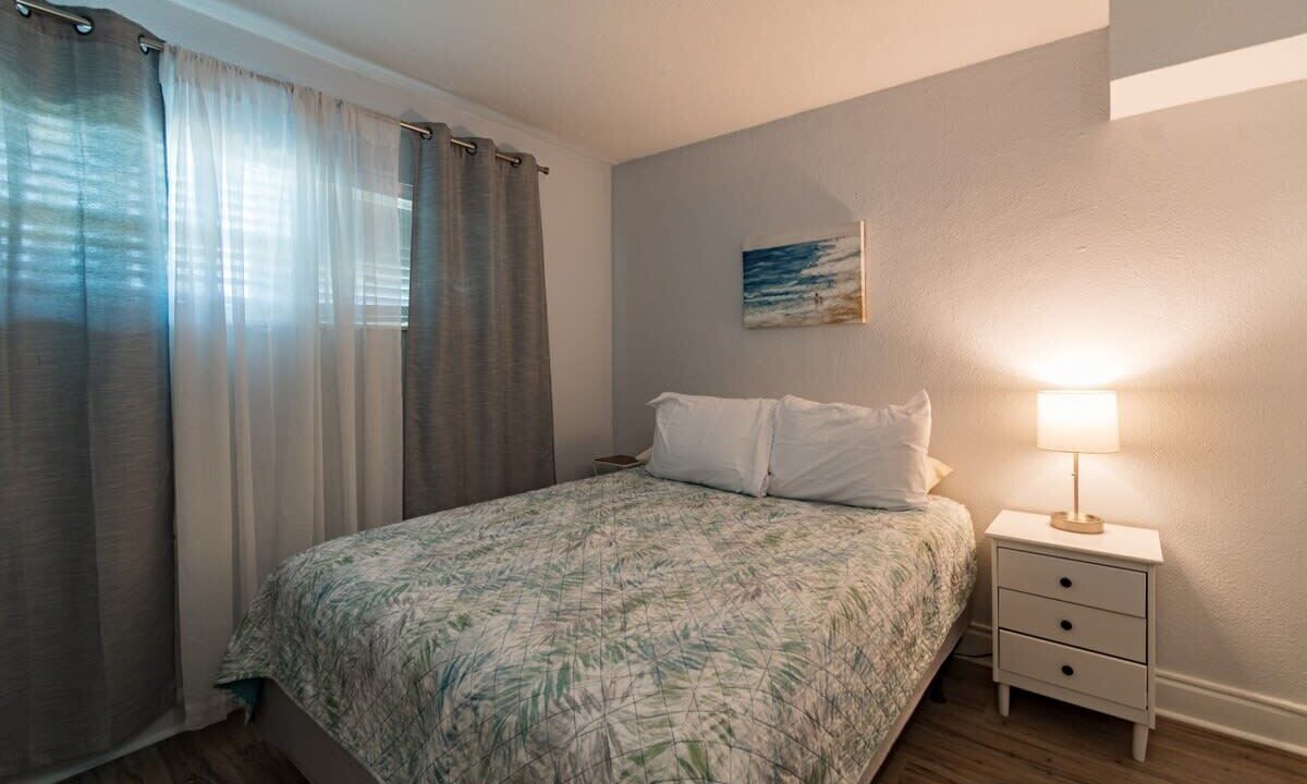 Photo of Bedroom in Orlando Beach