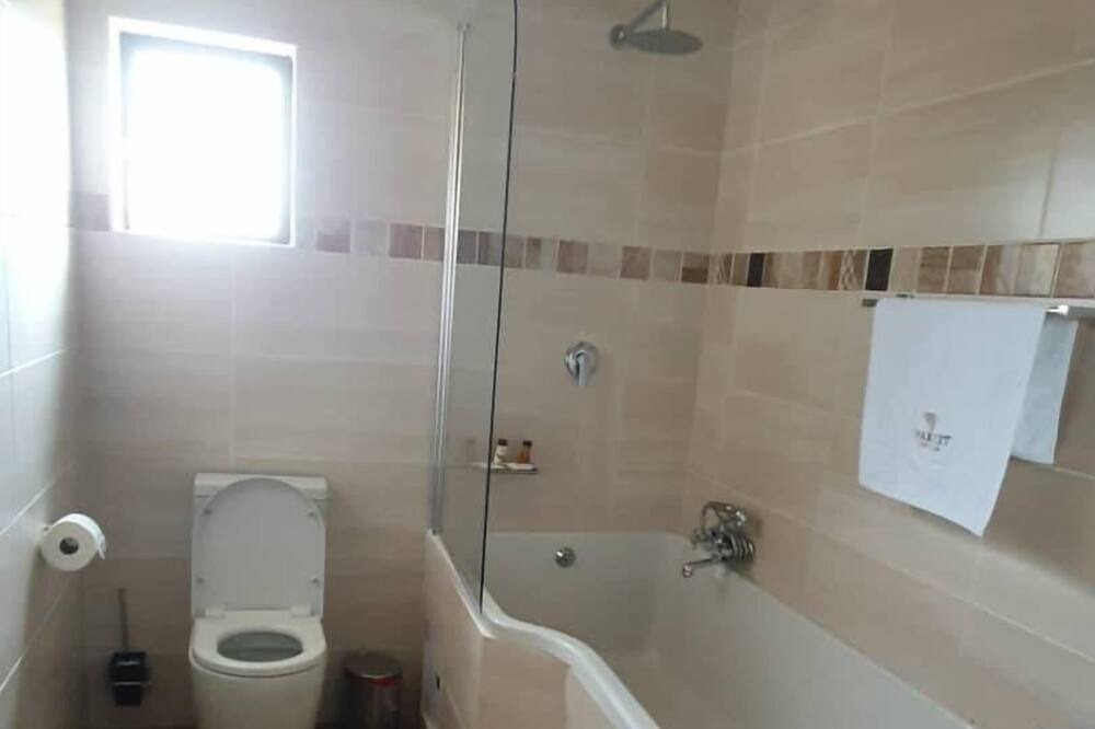 Photo of Bathroom in Letlhakane