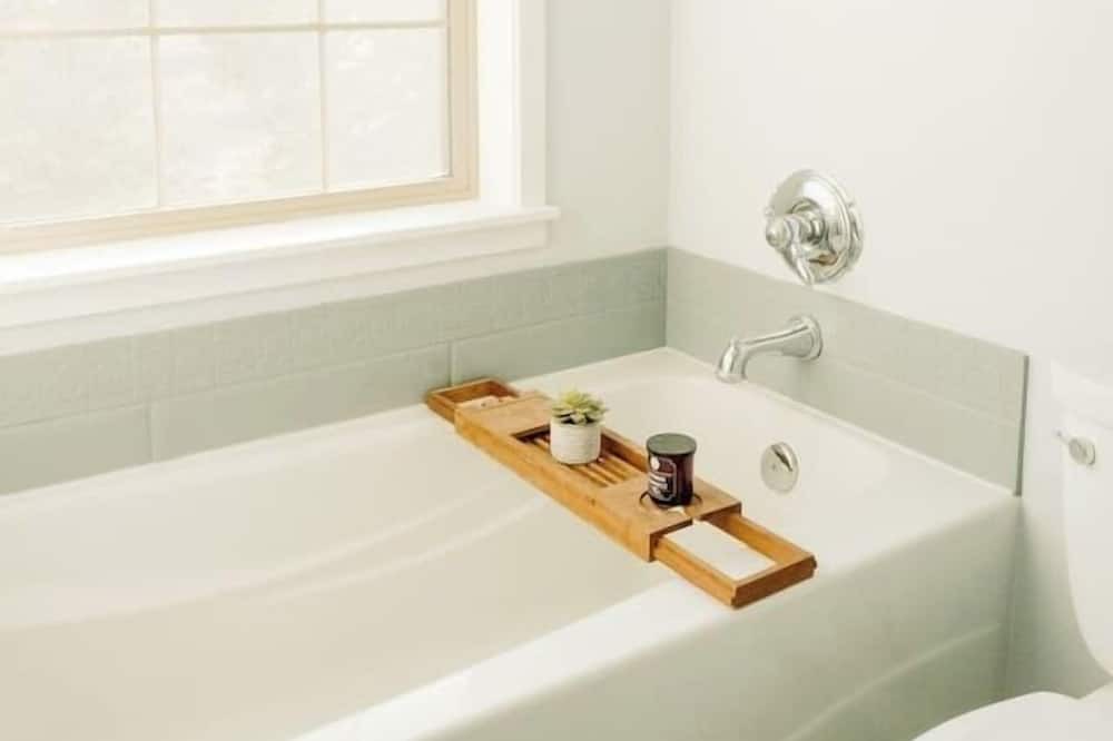 Photo of Bathroom in Crooked River Ranch