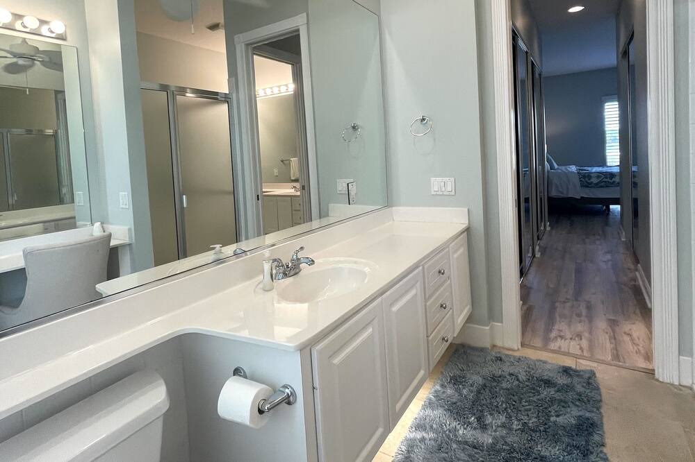 Photo of Bathroom in Palmer Ranch