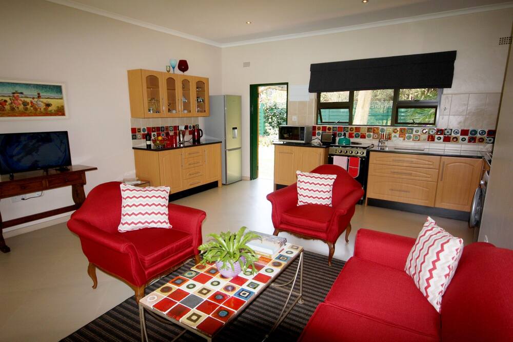 Photo of Livingroom in Harare East