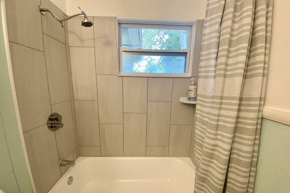 Photo of Bathroom in Alta Vista