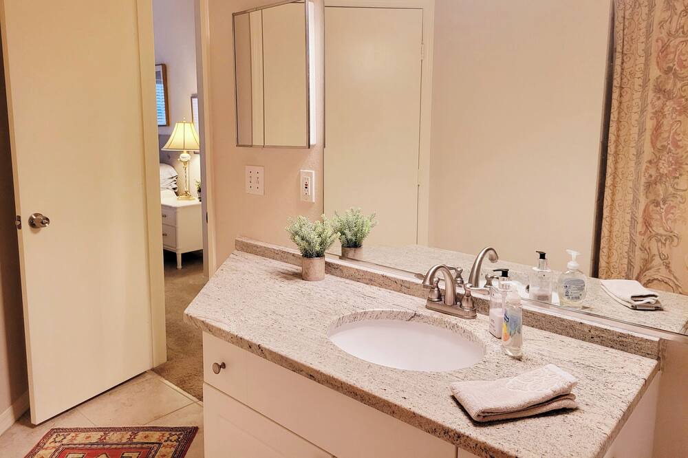 Photo of Bathroom in Palmer Ranch