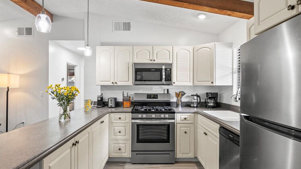 Photo of Kitchen in Ridge Wood Heights