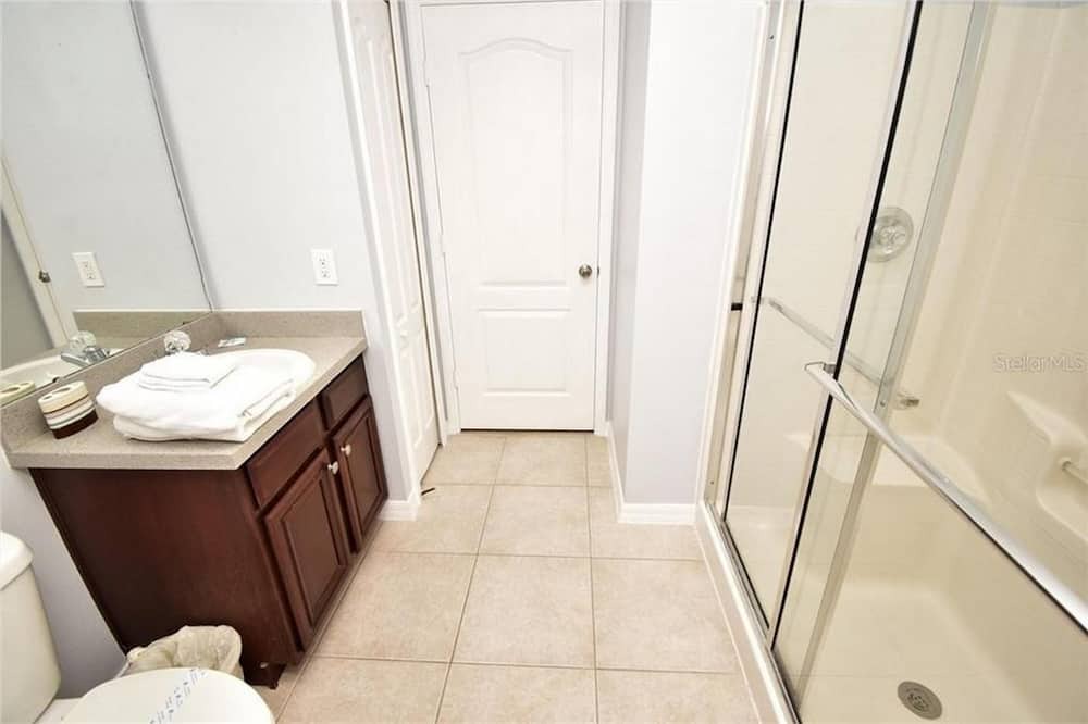 Photo of Bathroom in Sandy Ridge