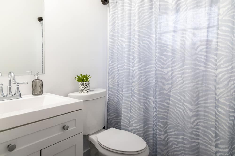 Photo of Bathroom in West Little River