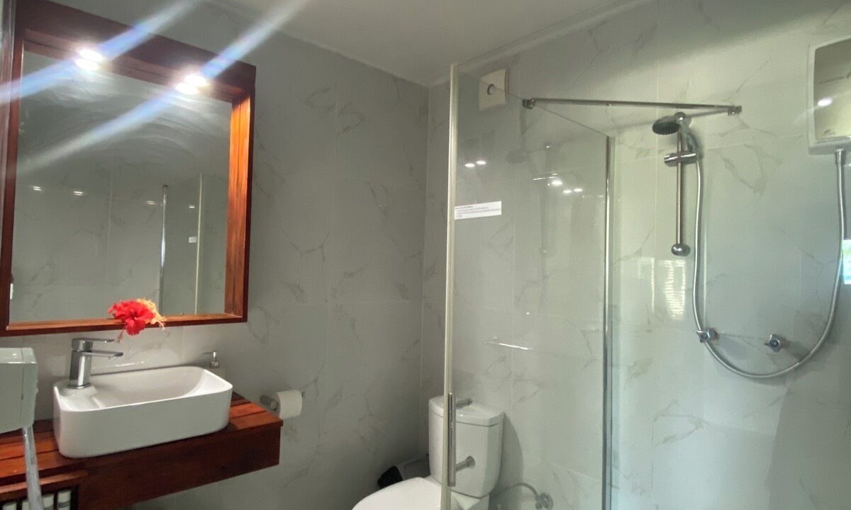 Photo of Bathroom in Sunset Strip