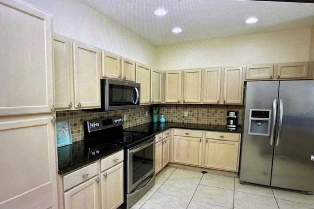 Photo of Kitchen in Highlands Reserve