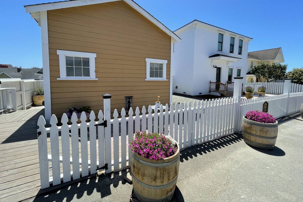 Photo of Others in Mendocino