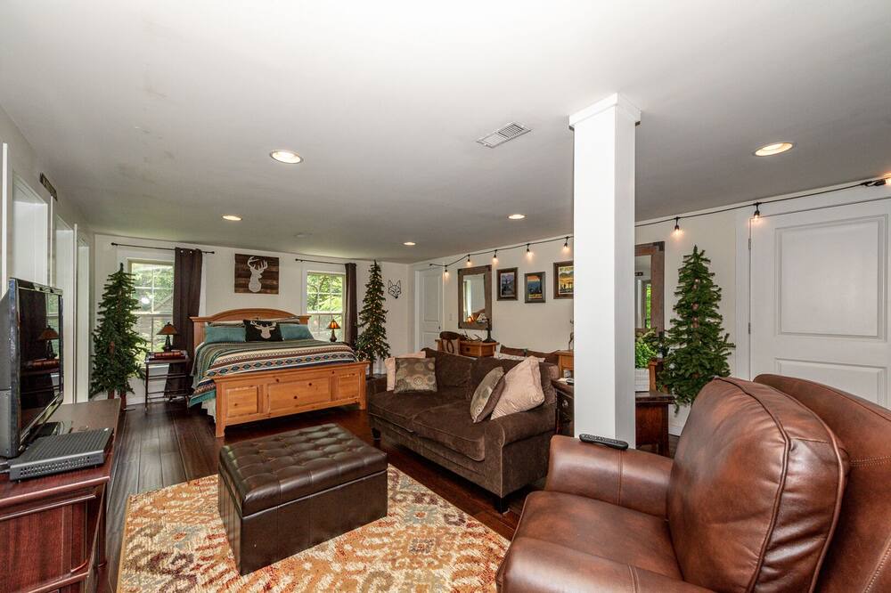 Photo of Livingroom in Townsend