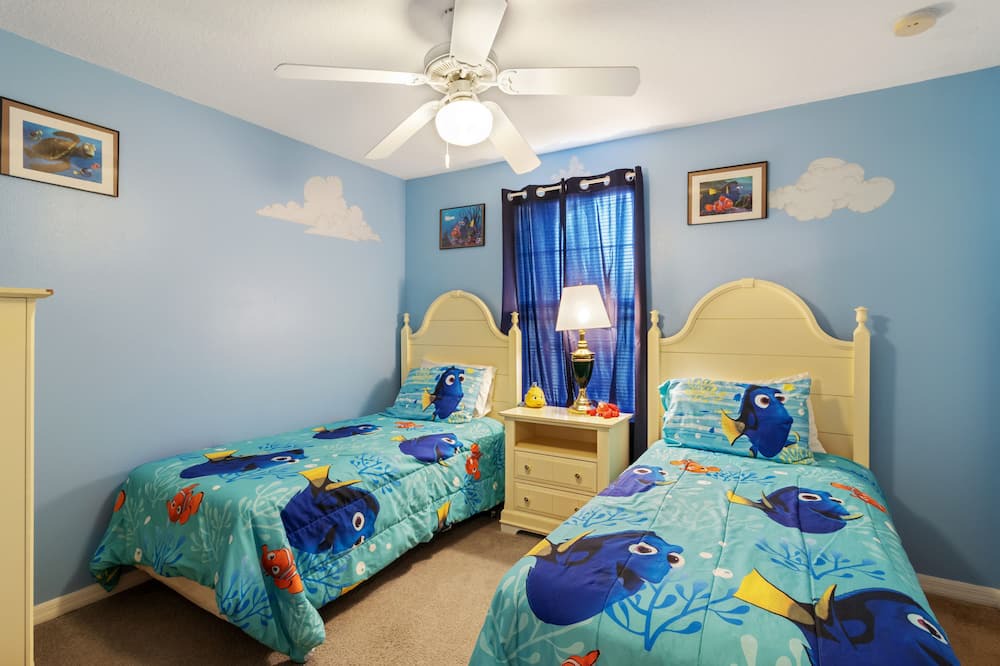 Photo of Bedroom in Crestwynd Bay