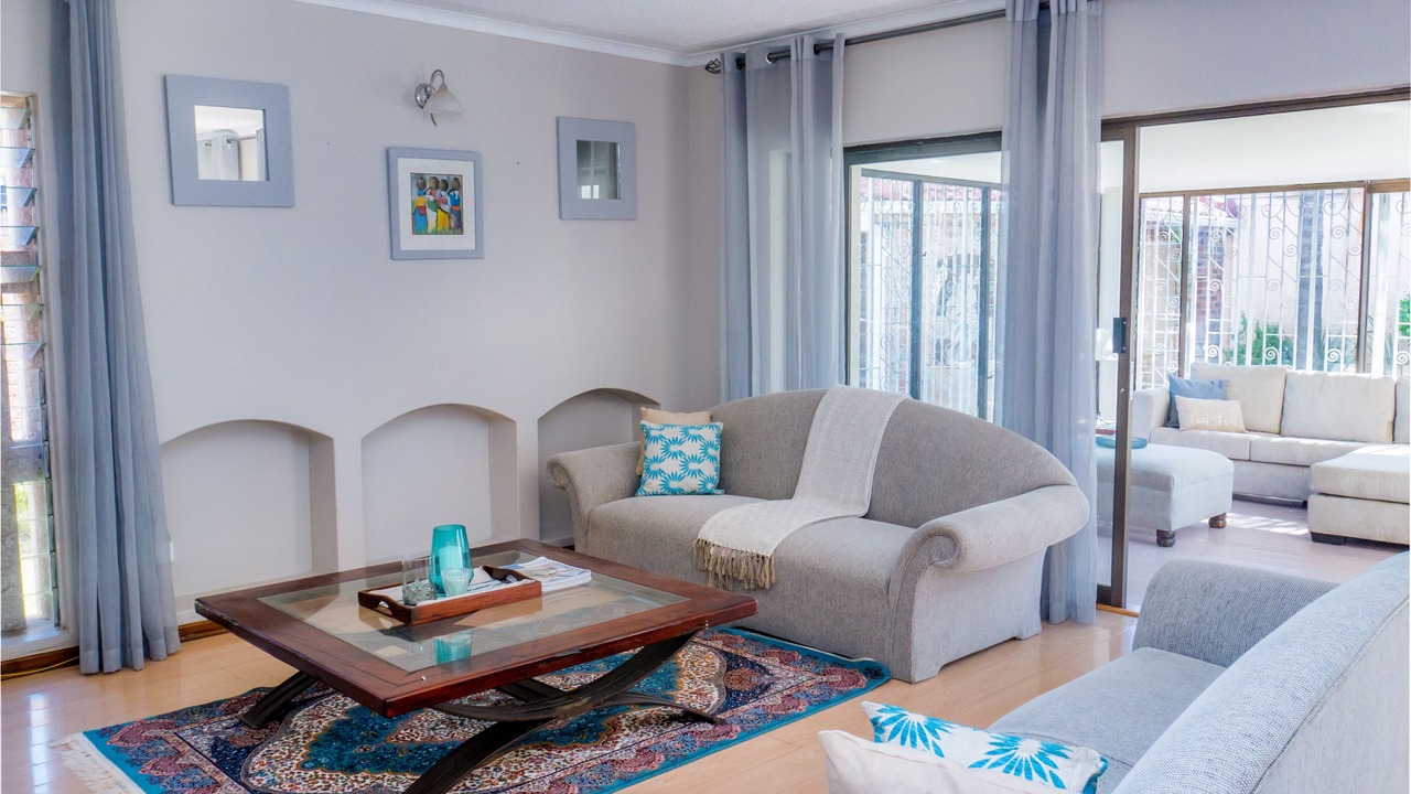 Photo of Livingroom in Harare