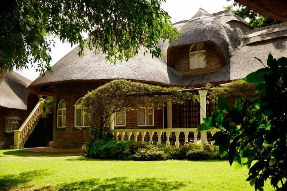 Photo of Outdoor in Harare East
