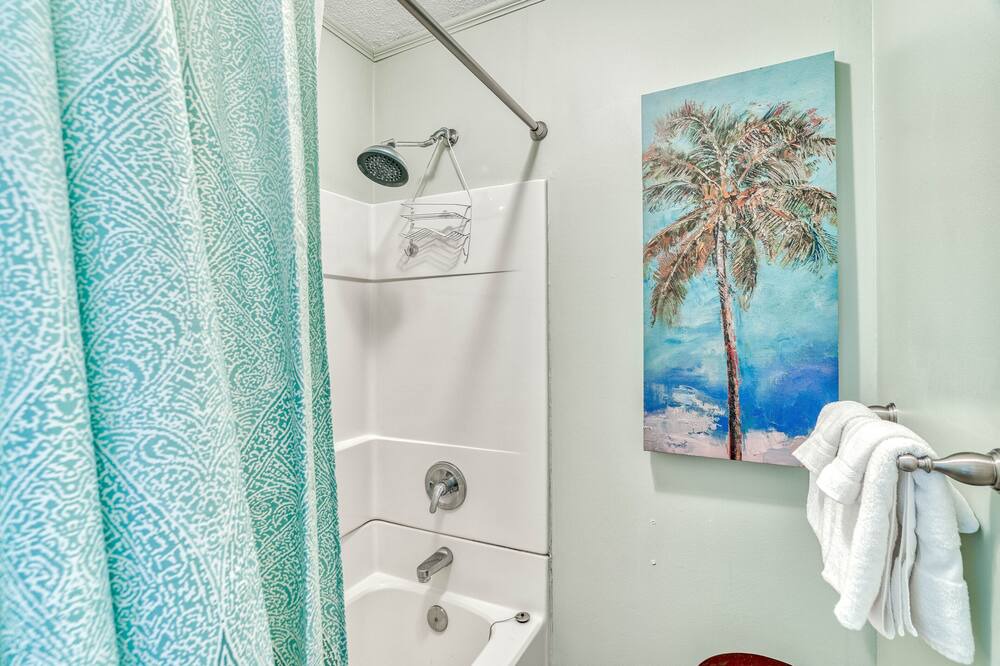 Photo of Bathroom in Gulf Pines