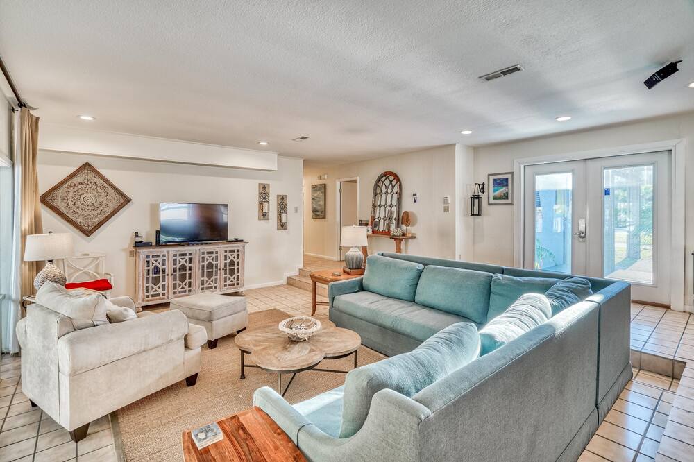 Photo of Bedroom in Gulf Pines